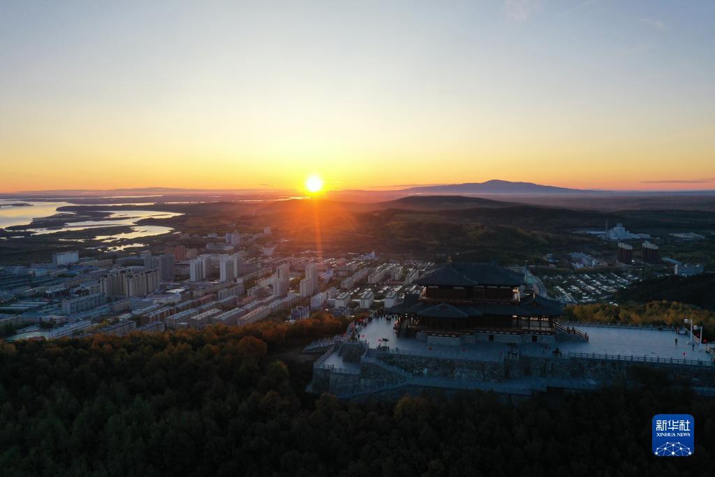 小新棋牌下载